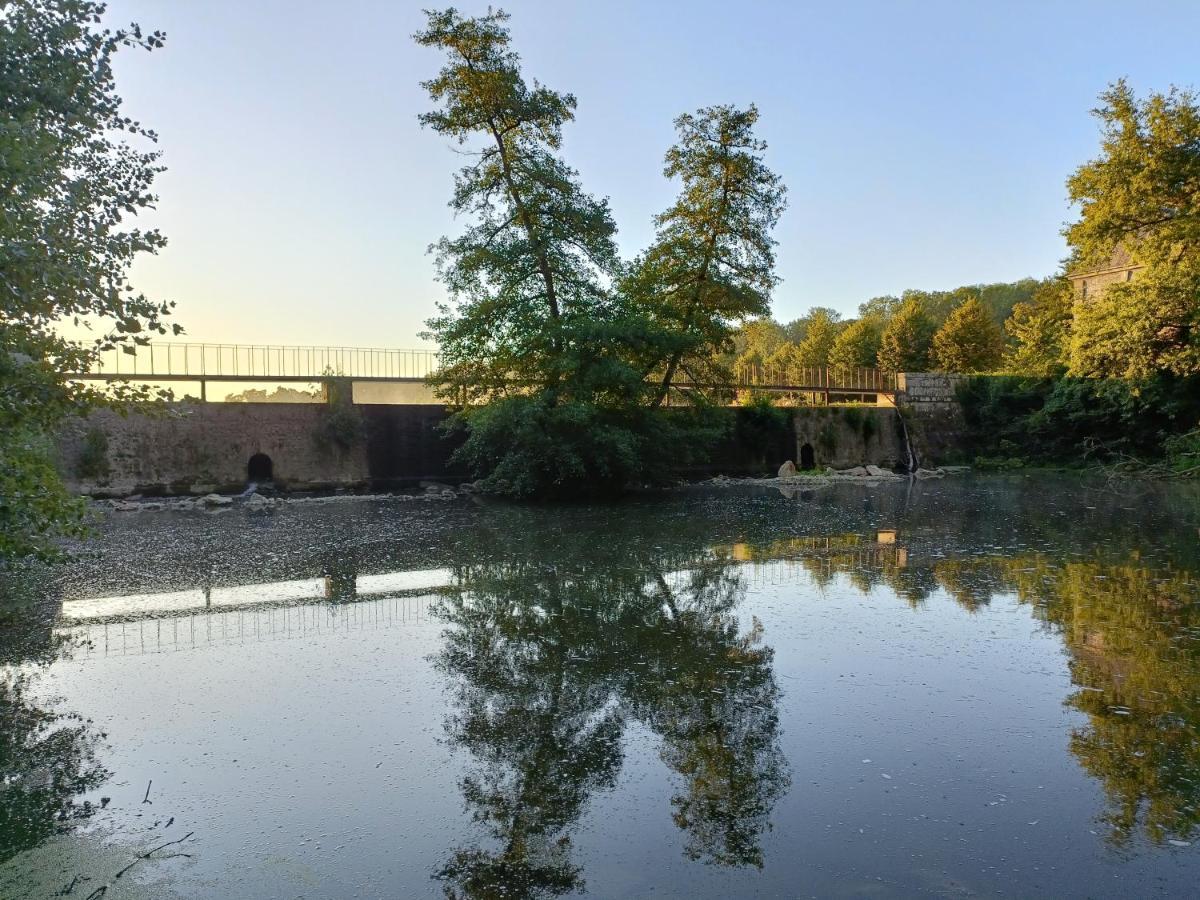 Mettez vous au vert près du château de Vaux le Vicomte en sous sol semi enterré Maincy Exterior foto